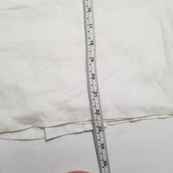 Bebe Brand Pencil Skirt White, Size 2 - Picture 9 of 16